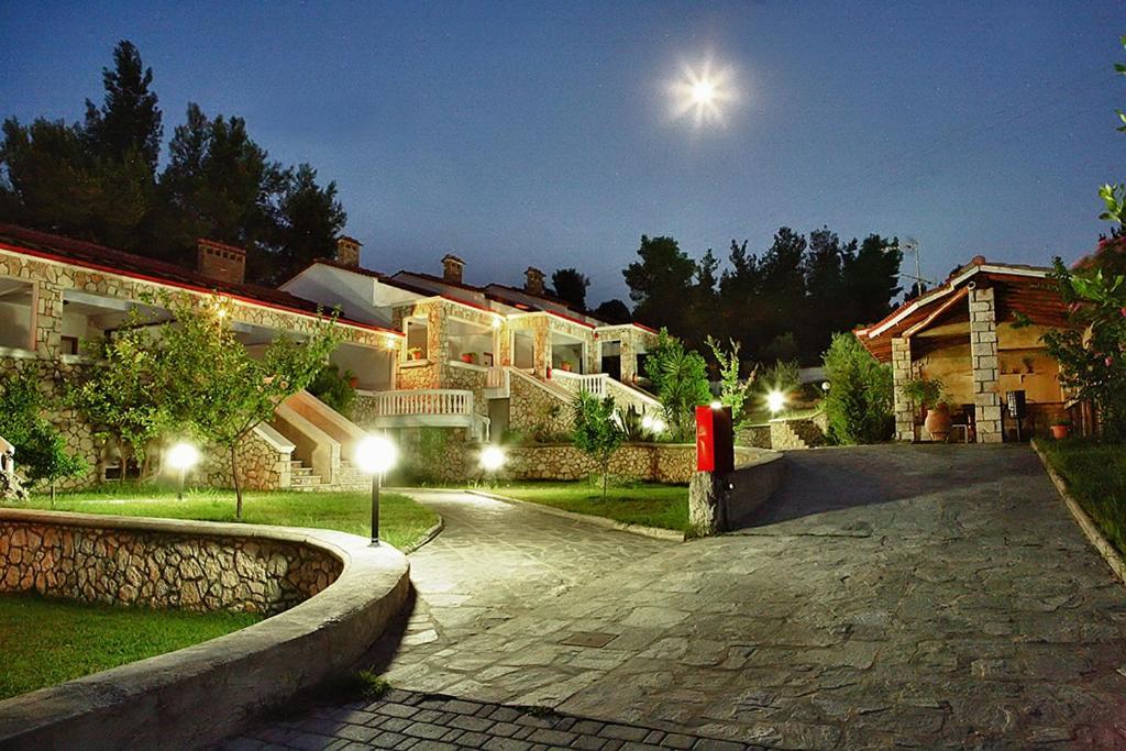 Chrouso Apartments Paliouri Bagian luar foto