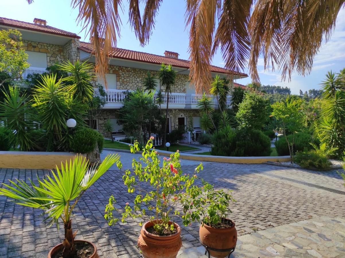 Chrouso Apartments Paliouri Bagian luar foto