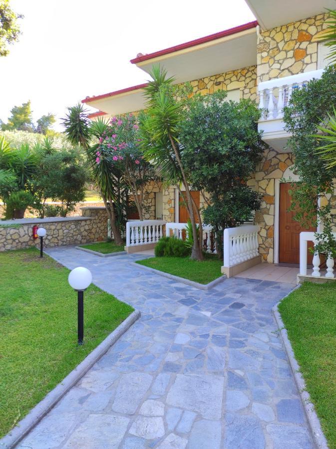 Chrouso Apartments Paliouri Bagian luar foto